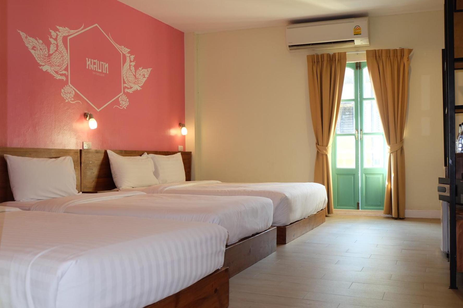 Siri Poshtel Bangkok Hostel Exterior foto