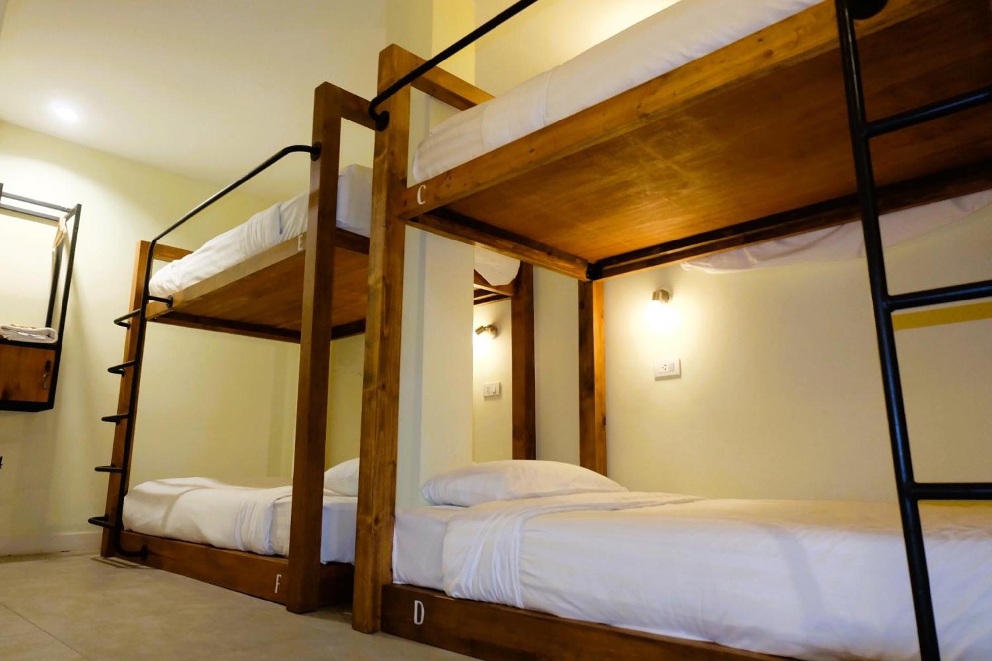 Siri Poshtel Bangkok Hostel Cameră foto